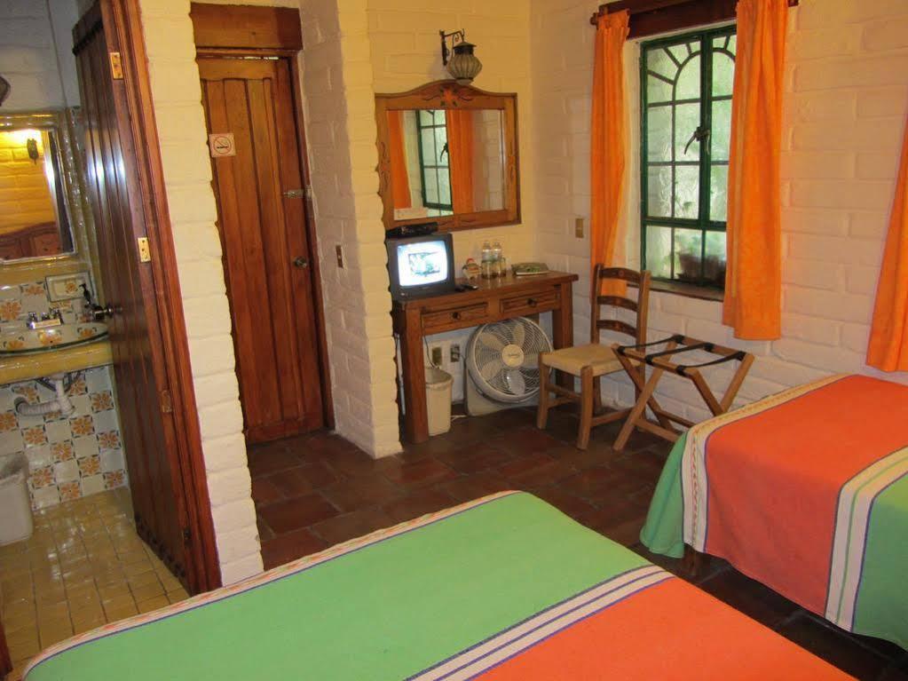 مبيت وإفطار Tlaquepaque Casa Del Retono المظهر الخارجي الصورة