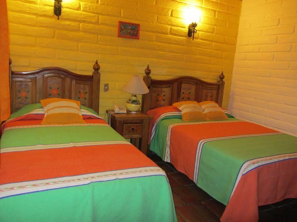مبيت وإفطار Tlaquepaque Casa Del Retono المظهر الخارجي الصورة